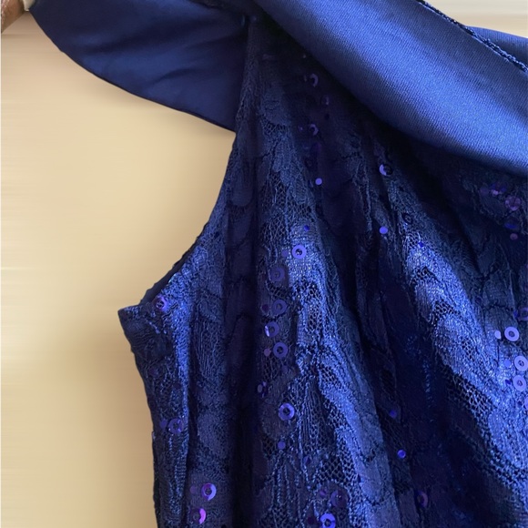 Blue Sequin Gown
Beautiful Dress Occasion 
#N071 - Picture 6 of 10